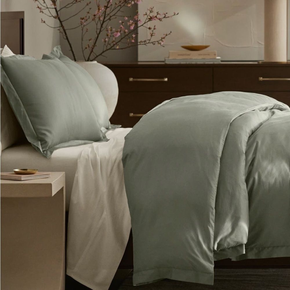 Boll & Branch Signature Hemmed Duvet/Dust Bag sage leaf
